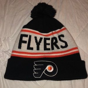 Flyers beanie